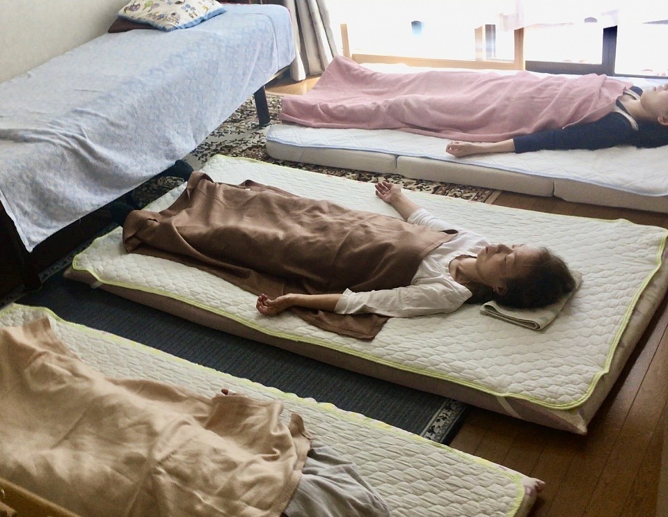 ヨガ・ニードラセッション